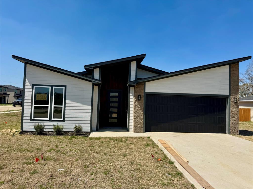 15508 Greenhouse Way Lindale, TX 75771 - Photo 1 of 7