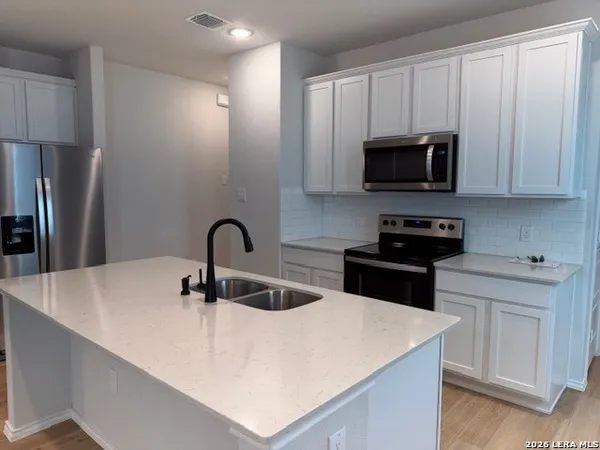 $1,890 | 4211 Danforth Street, New Braunfels, TX 78130