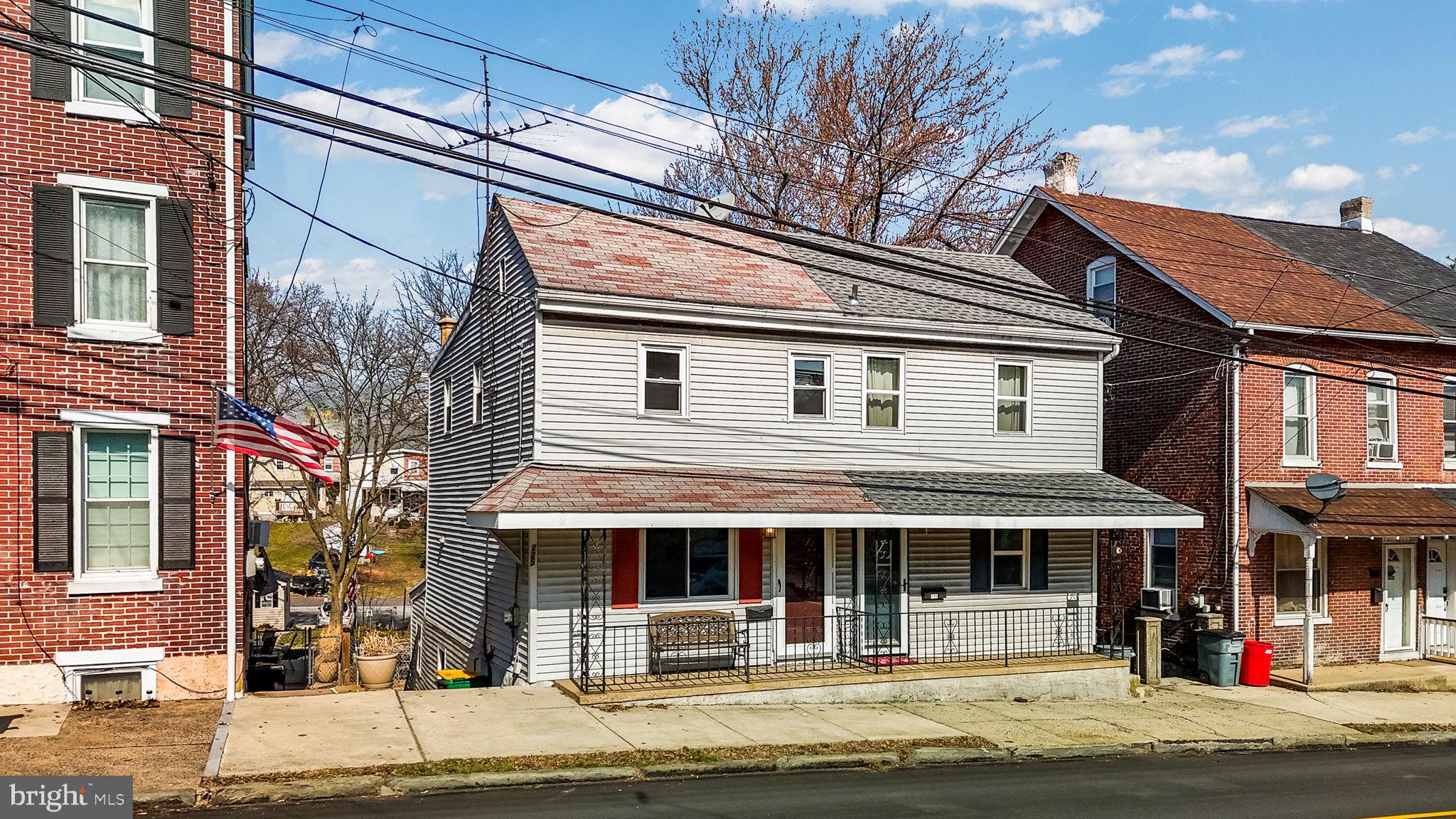 225 New Street Spring City, PA 19475 - Photo 2 of 27 Gallery Image 2