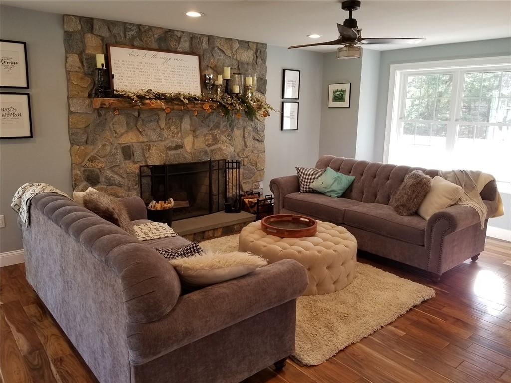844 Lapham Farm Road Burrillville, RI 02839 - Photo 13 of 32 844 Lapham Farm Road Living room