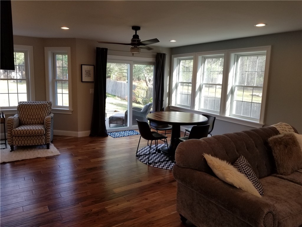 844 Lapham Farm Road Burrillville, RI 02839 - Photo 17 of 32 844 Lapham Farm Road Dining Area