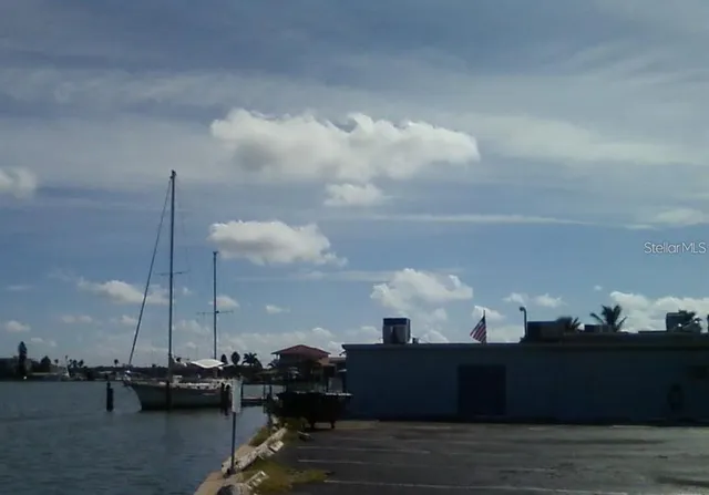 $499,950 | 14200 East Parsley Drive, Madeira Beach, FL 33708