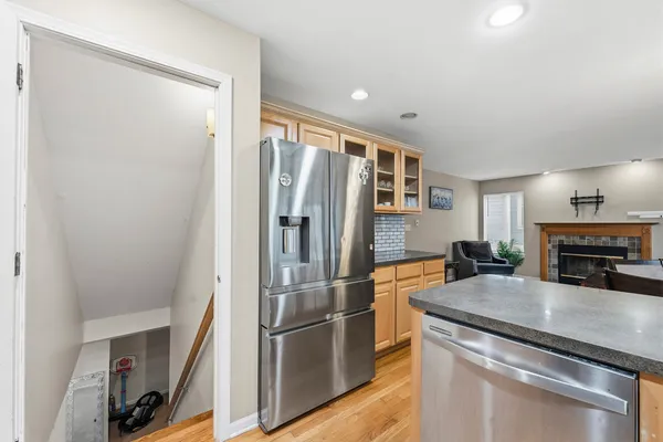 $474,900 | 138 Emerald Drive, Streamwood, IL 60107