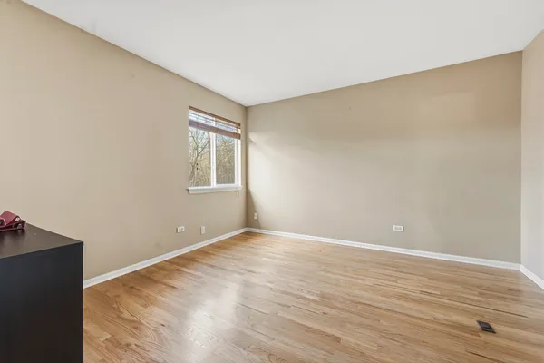 $474,900 | 138 Emerald Drive, Streamwood, IL 60107