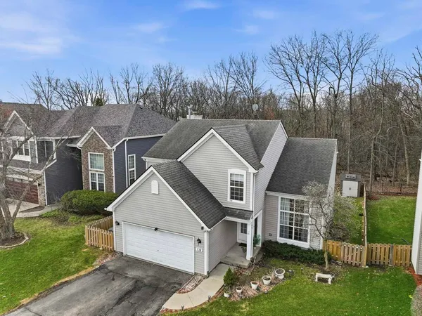 $474,900 | 138 Emerald Drive, Streamwood, IL 60107