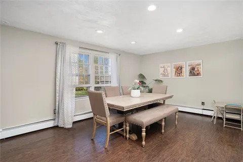 $579,900 | 44 Quaker Drive, West Warwick, RI 02893