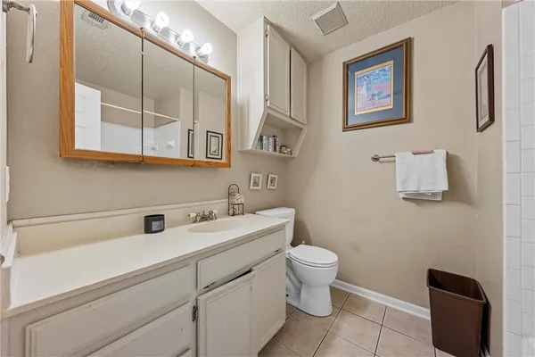 $296,000 | 312 Hedrick Drive, Hewitt, TX 76643