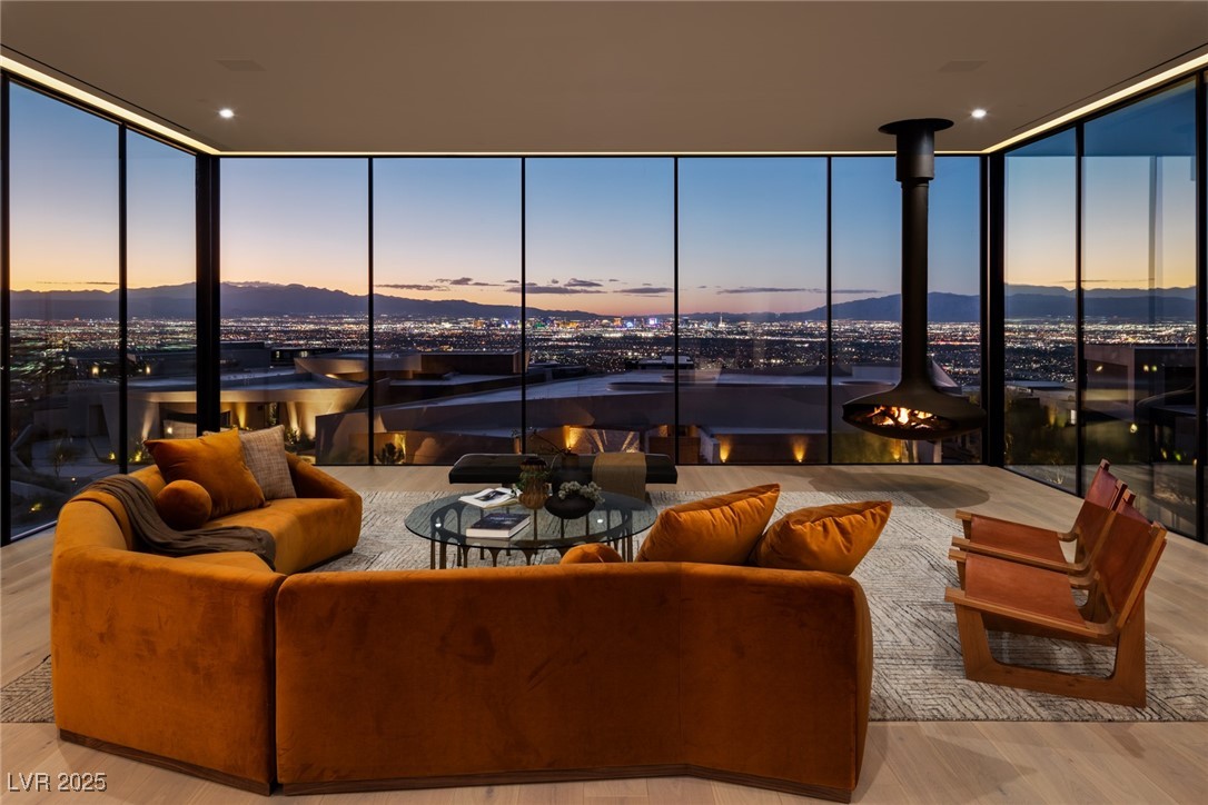 11 Chisel Crest Court Henderson, NV 89012 - Photo 16 of 30