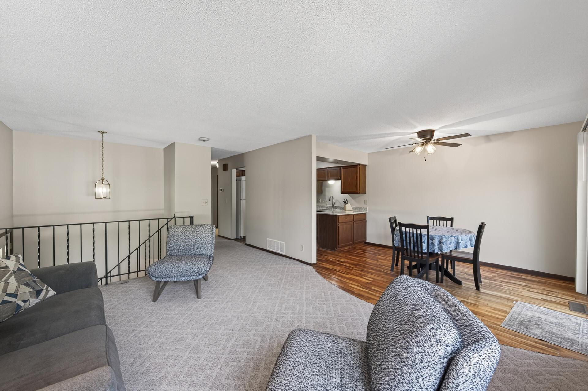4664 Ridge Cliff Drive Eagan, MN 55122 - Photo 16 of 36