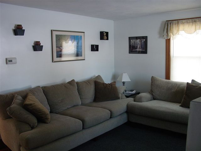 142 Middletown Road Waterford, NY 12188 - Photo 4 of 7 Photo 4