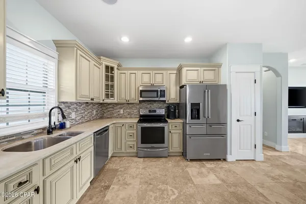 $2,500 | 415 Paradise Boulevard, Panama City Beach, FL 32413