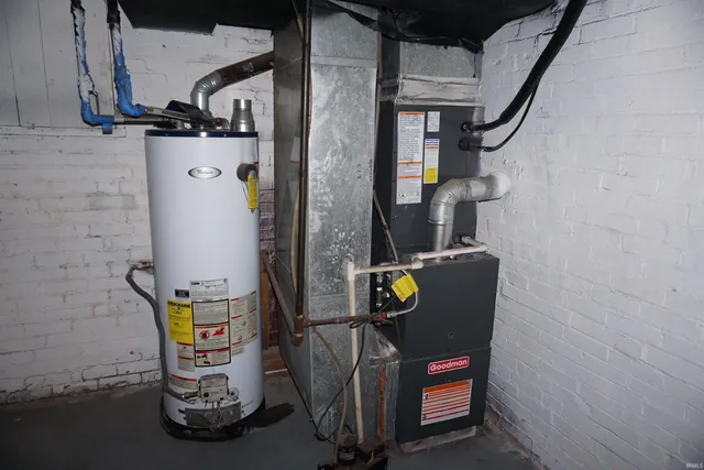 $174,900 | 608 Jefferson Avenue, Evansville, IN 47713