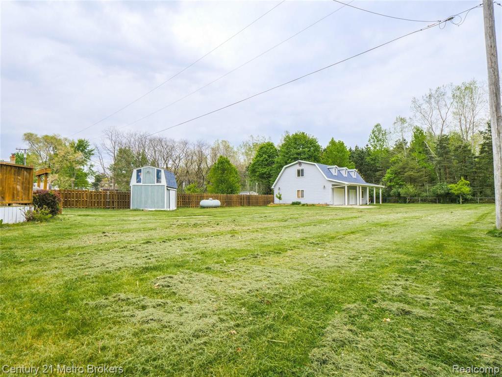 9551 Bray Road Millington, MI 48746 - Photo 39 of 40
