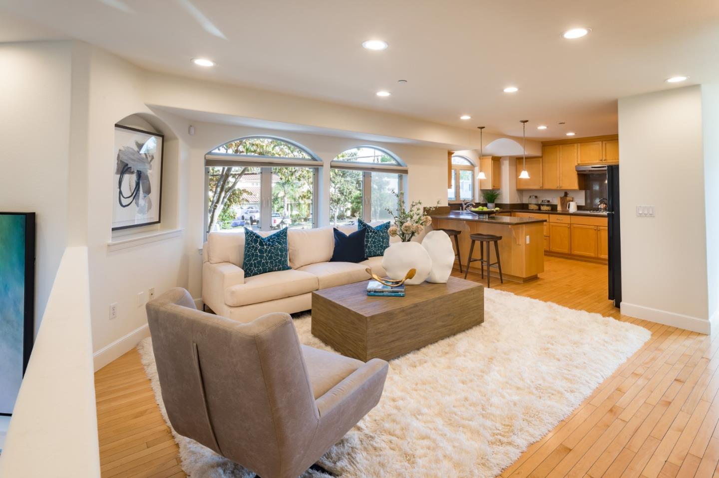 953 South Wolfe Road Sunnyvale, CA 94086 - Photo 3 of 16 Gallery Image 3