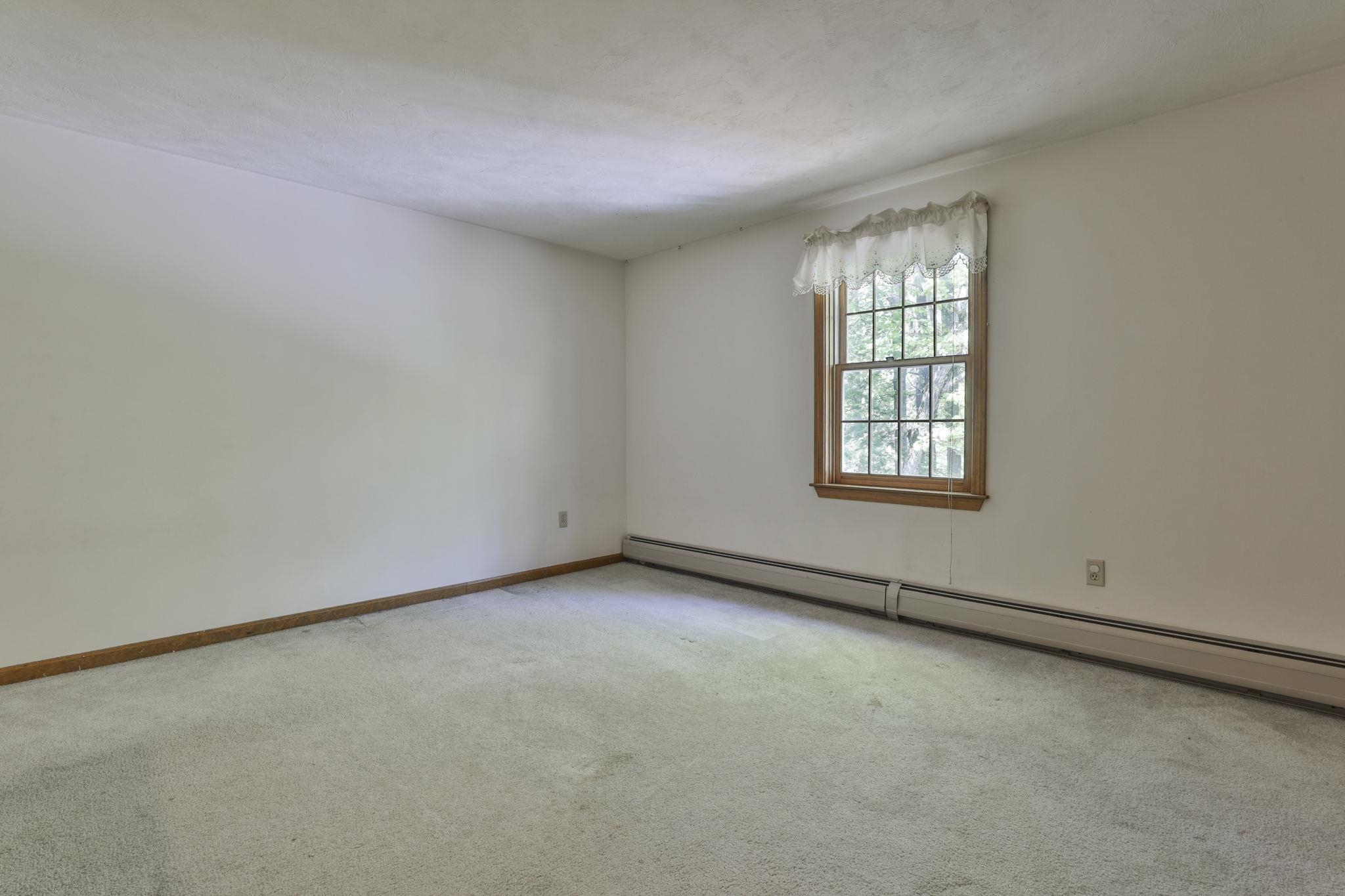 69 Stowell Road Bedford, NH 03110 - Photo 33 of 46