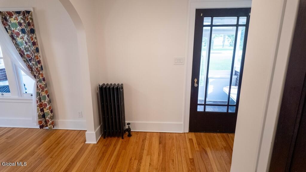 128 Putnam Road Schenectady, NY 12306 - Photo 8 of 44 08-Entryway