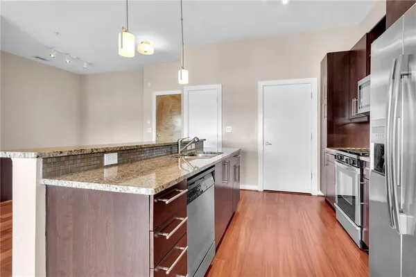 $3,500 | 870 Inman Vlg Parkway Northeast, Unit 532, Atlanta, GA 30307