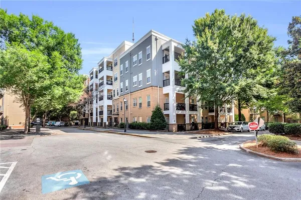 $3,500 | 870 Inman Vlg Parkway Northeast, Unit 532, Atlanta, GA 30307