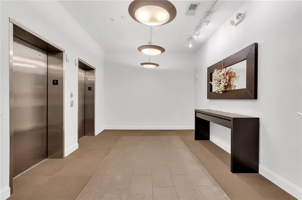 $3,500 | 870 Inman Vlg Parkway Northeast, Unit 532, Atlanta, GA 30307