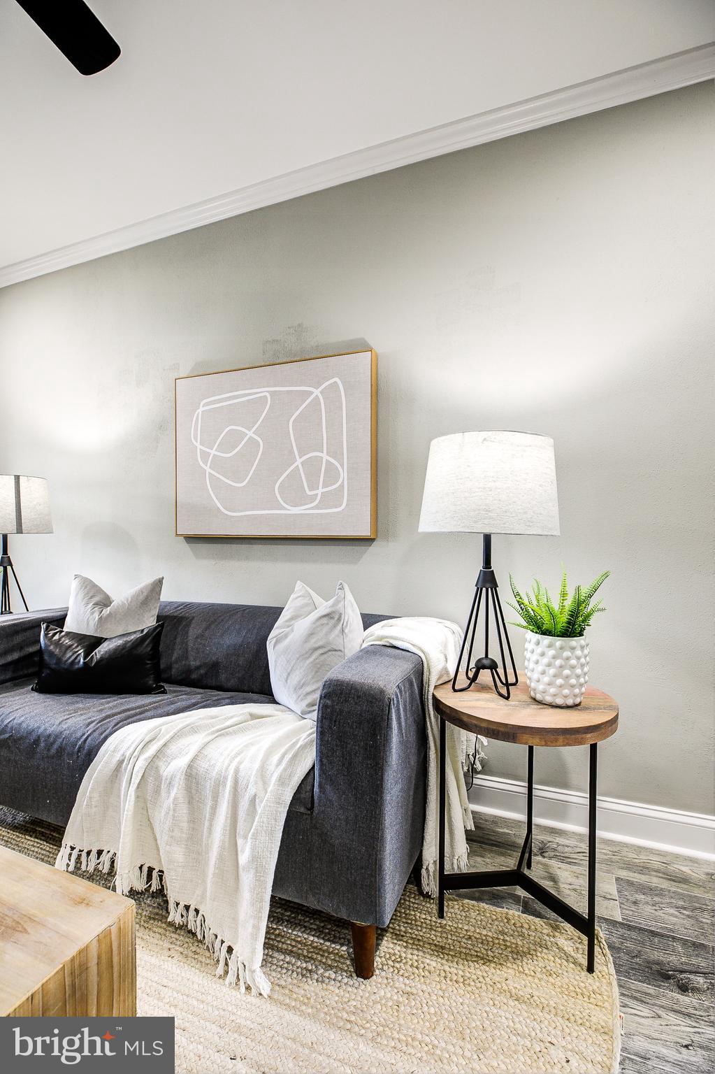 3809 Woodridge Road Baltimore, MD 21229 - Photo 11 of 41 Gallery Image 11