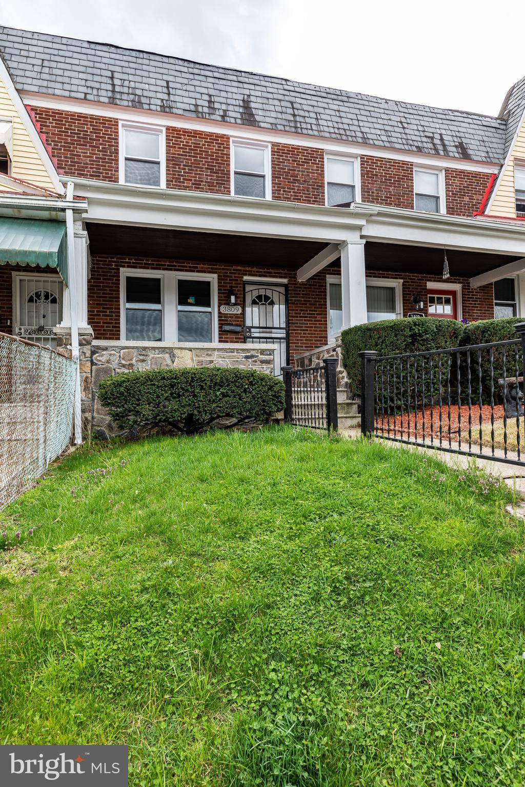3809 Woodridge Road Baltimore, MD 21229 - Photo 3 of 41 Gallery Image 3