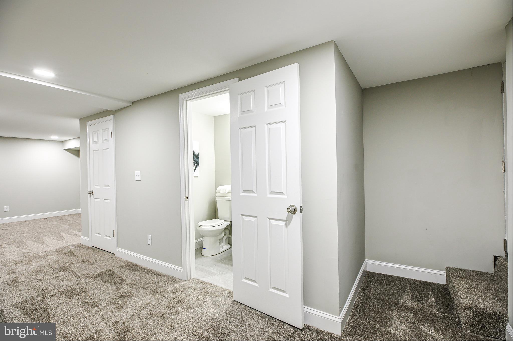 3809 Woodridge Road Baltimore, MD 21229 - Photo 35 of 41 Gallery Image 35