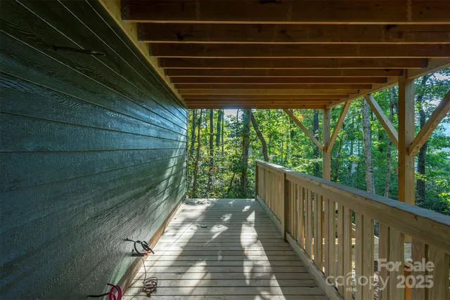 $565,500 | 105 Bartram Way, Black Mountain, NC 28711