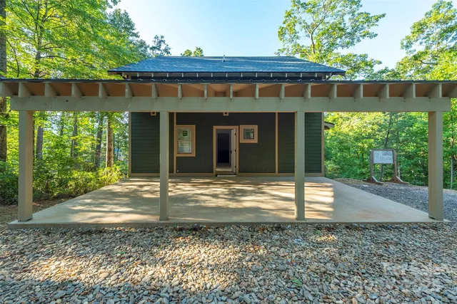 $565,500 | 105 Bartram Way, Black Mountain, NC 28711