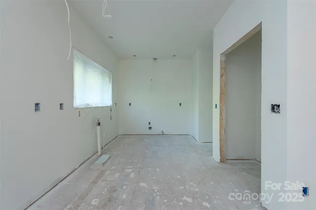 $565,500 | 105 Bartram Way, Black Mountain, NC 28711