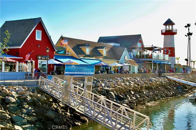 $4,900 | 2176 South Coast Highway, Oceanside, CA 92054