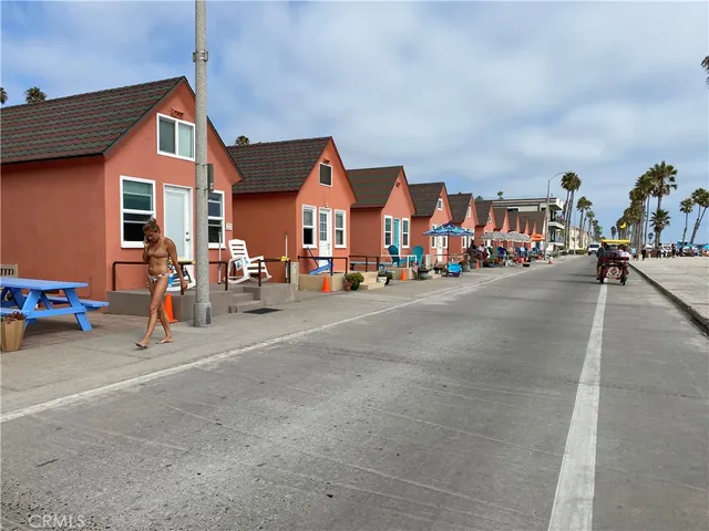 $4,900 | 2176 South Coast Highway, Oceanside, CA 92054