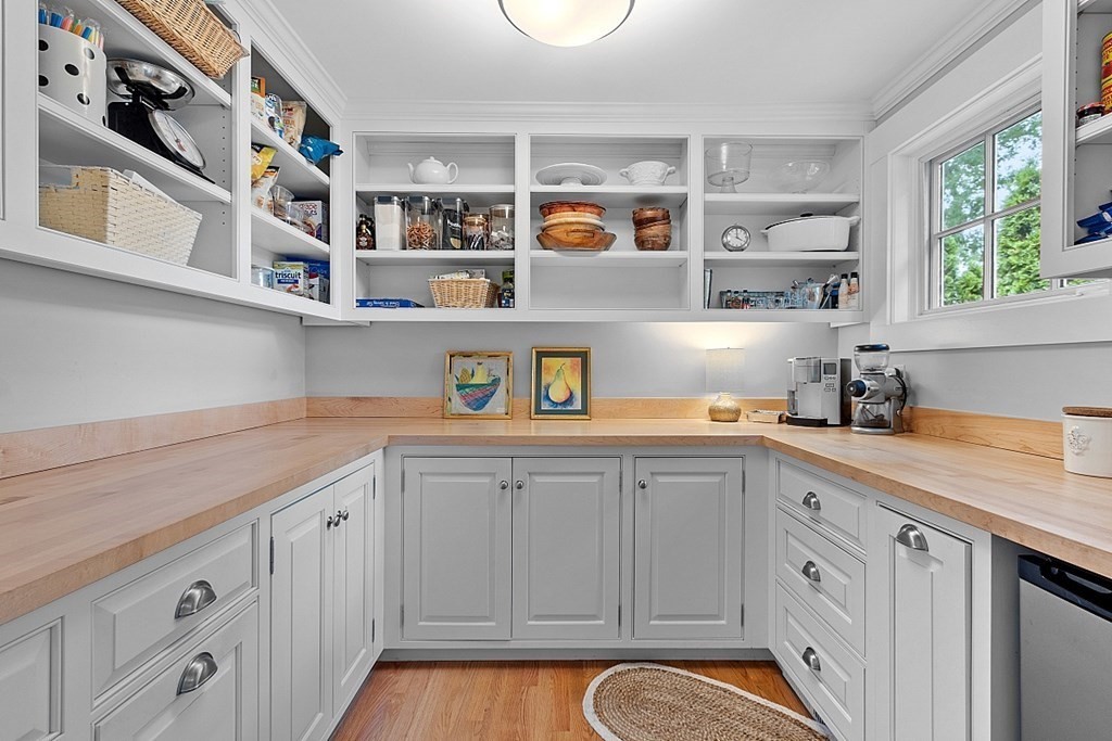 16 Cedar Road Andover, MA 01810 - Photo 21 of 42