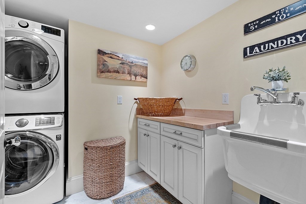 16 Cedar Road Andover, MA 01810 - Photo 30 of 42