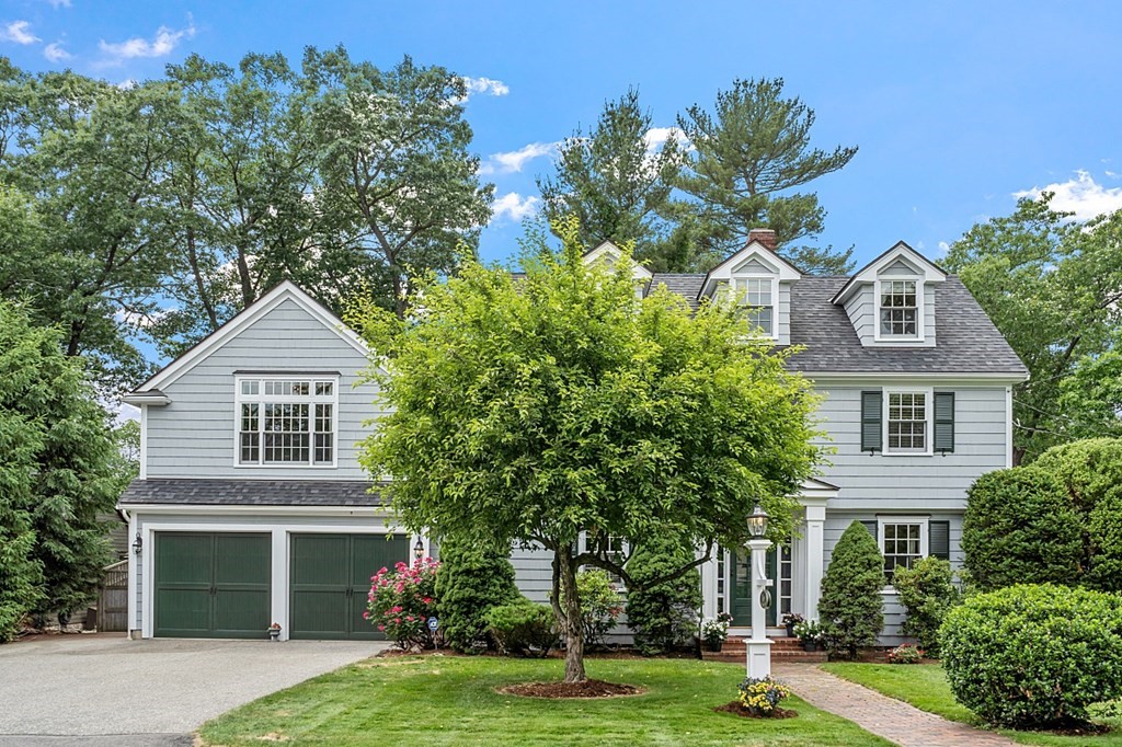 16 Cedar Road Andover, MA 01810 - Photo 3 of 42