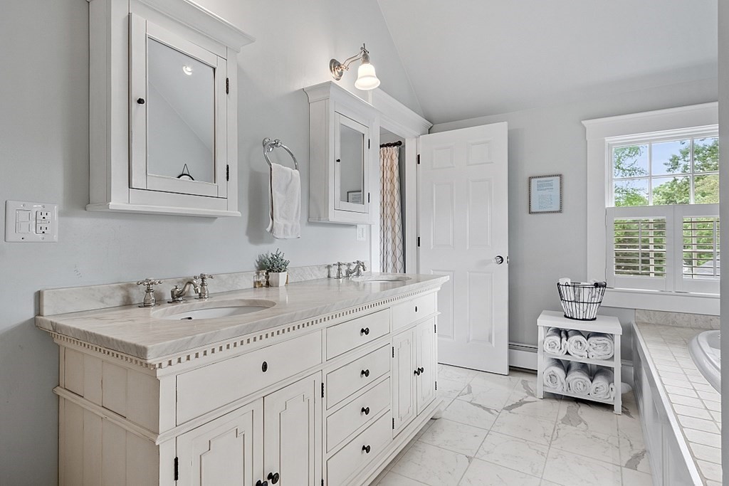 16 Cedar Road Andover, MA 01810 - Photo 34 of 42