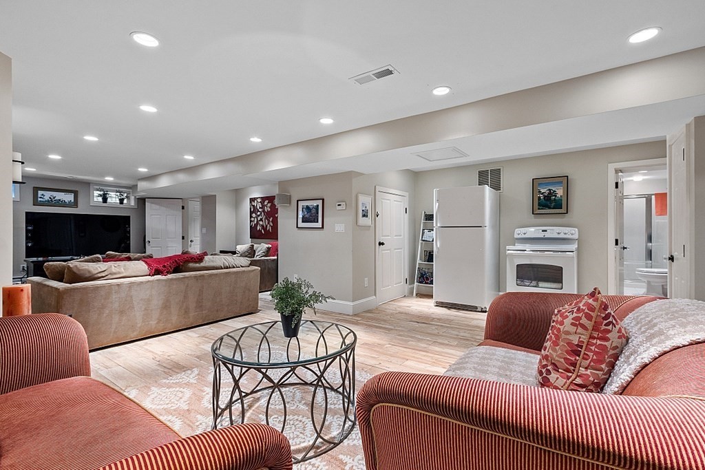 16 Cedar Road Andover, MA 01810 - Photo 39 of 42