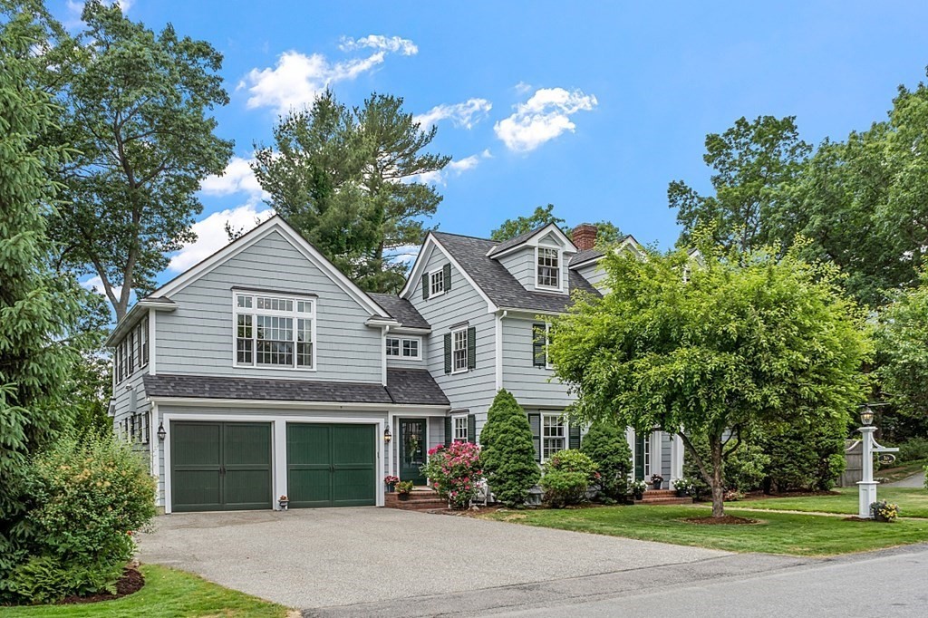 16 Cedar Road Andover, MA 01810 - Photo 4 of 42