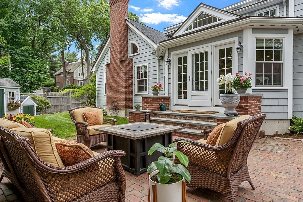 16 Cedar Road Andover, MA 01810 - Photo 6 of 42