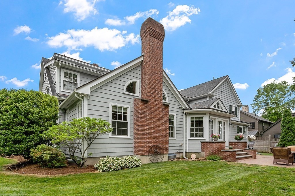 16 Cedar Road Andover, MA 01810 - Photo 9 of 42