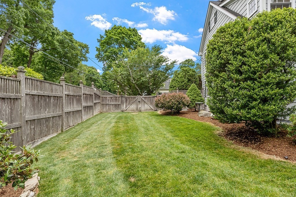 16 Cedar Road Andover, MA 01810 - Photo 10 of 42