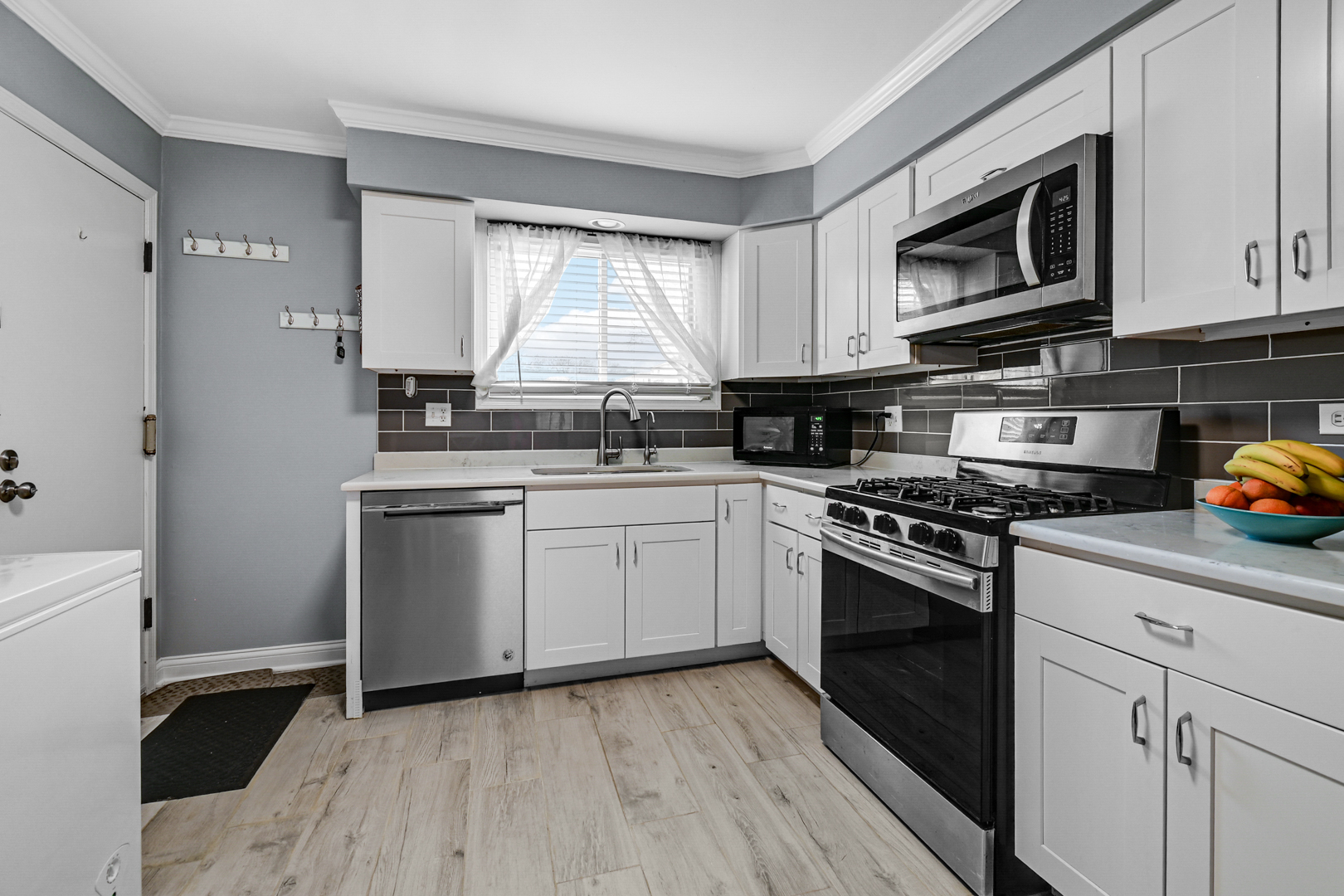 5159 North East River Road, Unit 110E Chicago, IL 60656 - Photo 14 of 22