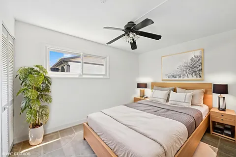 $419,000 | 516 West Weathersfield Way, Schaumburg, IL 60193