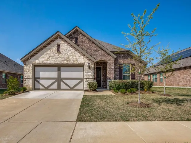 $2,260 | 1112 Quail Dove Drive, Little Elm, TX 75068