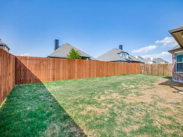 $2,260 | 1112 Quail Dove Drive, Little Elm, TX 75068