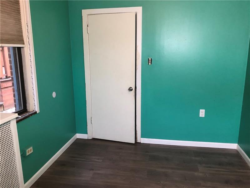 510 Agnew Road Pittsburgh, PA 15227 - Photo 14 of 25 Bedroom 3