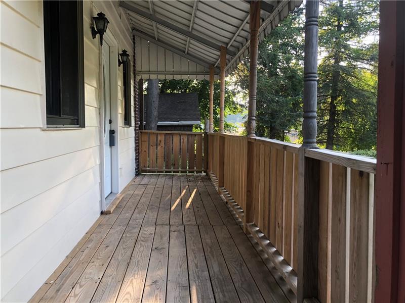 510 Agnew Road Pittsburgh, PA 15227 - Photo 3 of 25 Covered front porch.