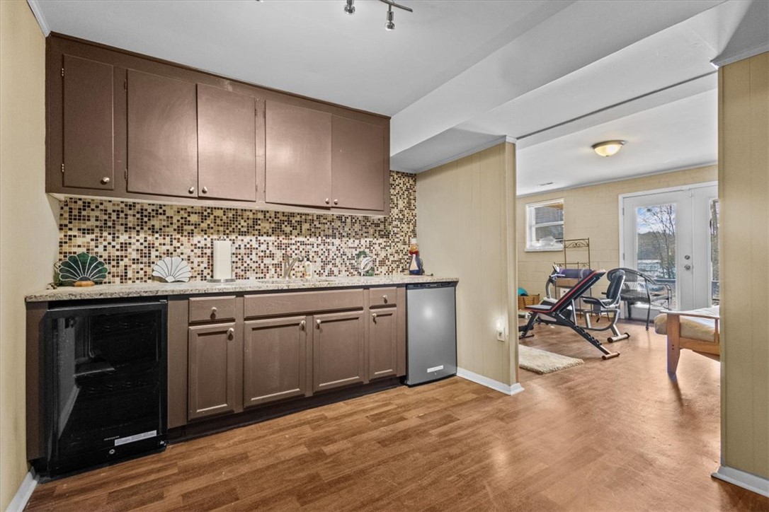 310 Trussel View Road Anderson, SC 29625 - Photo 23 of 35 In-law/entertaining kitchenette