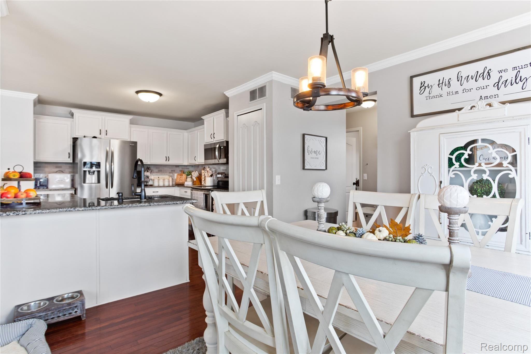 9374 Maple Ridge Drive Newport, MI 48166 - Photo 19 of 47 20.jpg
