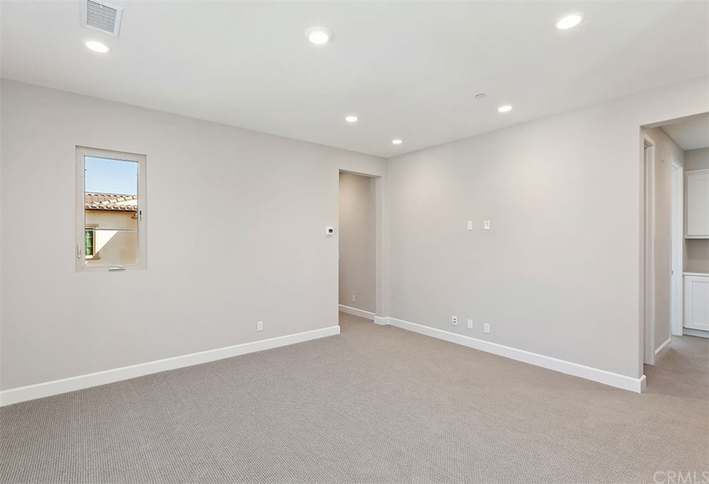 56 Navajo Irvine, CA 92602 - Photo 5 of 8