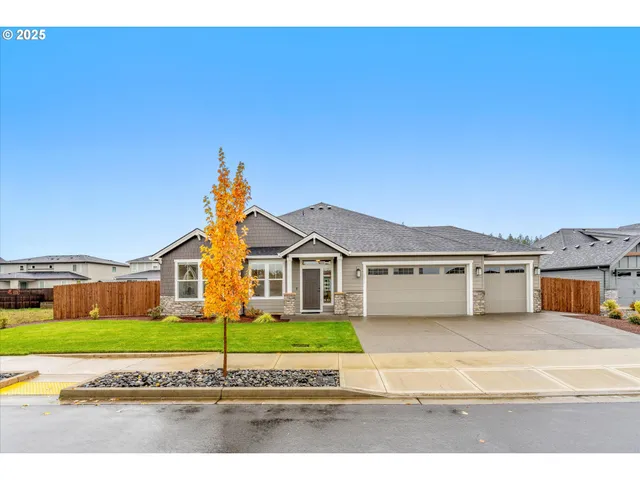 $799,000 | 8015 Northeast 172nd Avenue, Vancouver, WA 98682